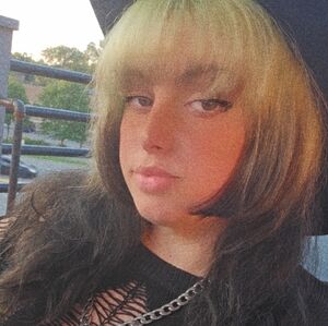 Meet your Posher, Kalii